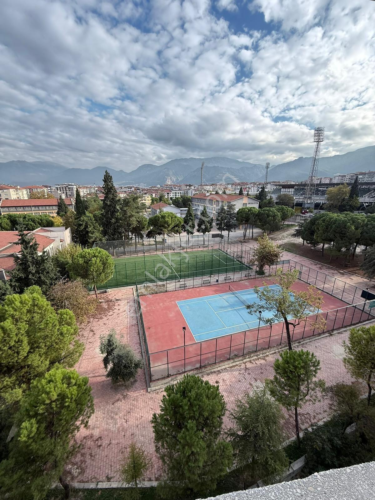 Kuşpınar Mahallesinde Cadde Üzeri Asansörlü 4+2 Satılık Daire - Görsel 23