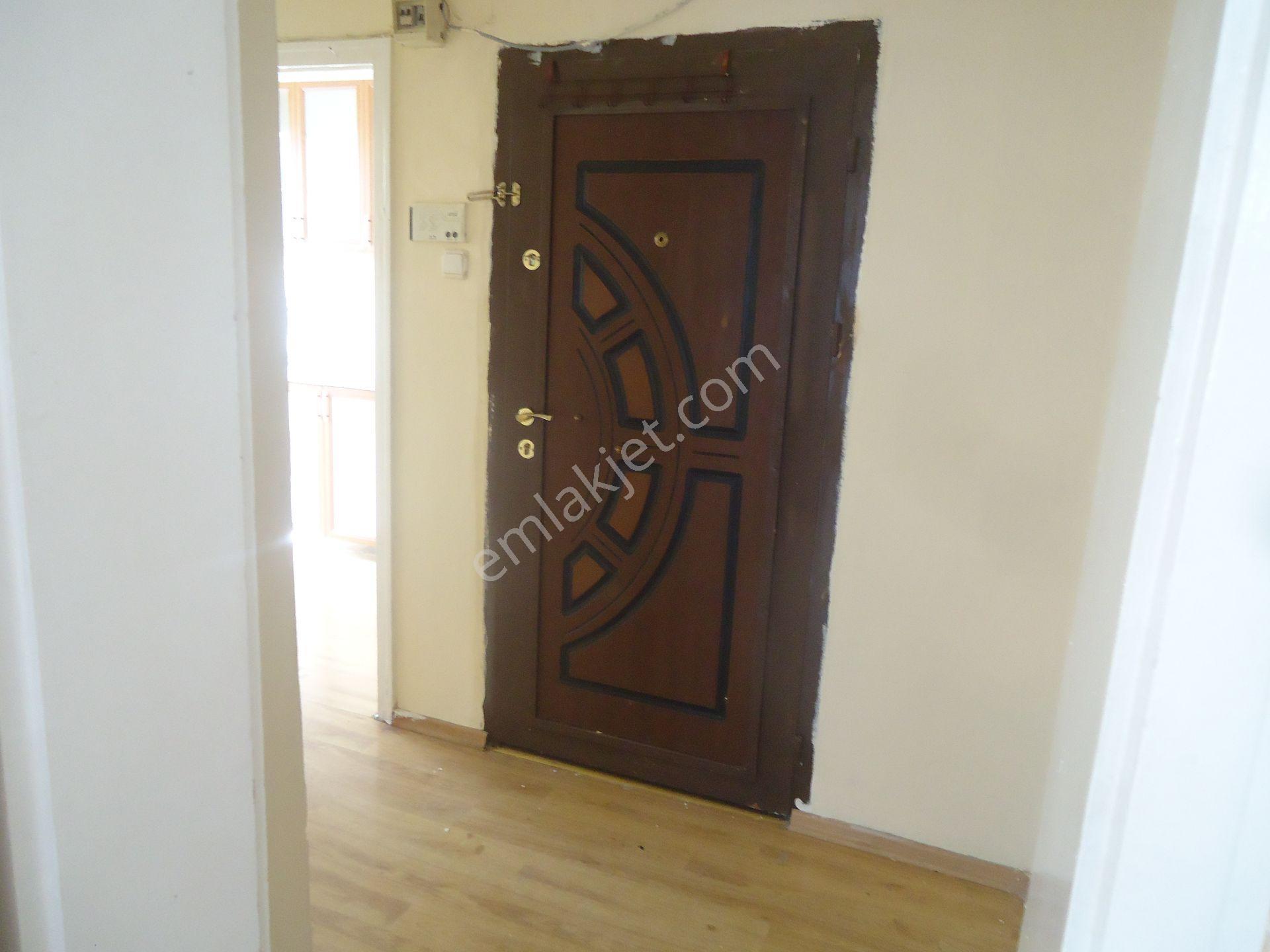 Gizem Emlaktan Aydınlıkevlerde 2+1 Kiralık Daire - Görsel 18