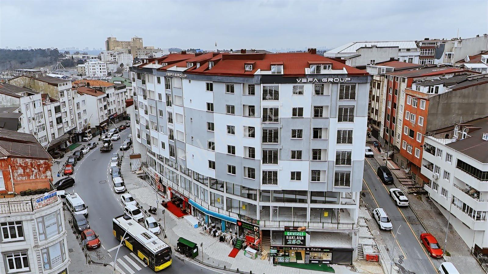 Vefa Group İnşaat'tan Arnavutköy Merkezde Satılık Dükkan