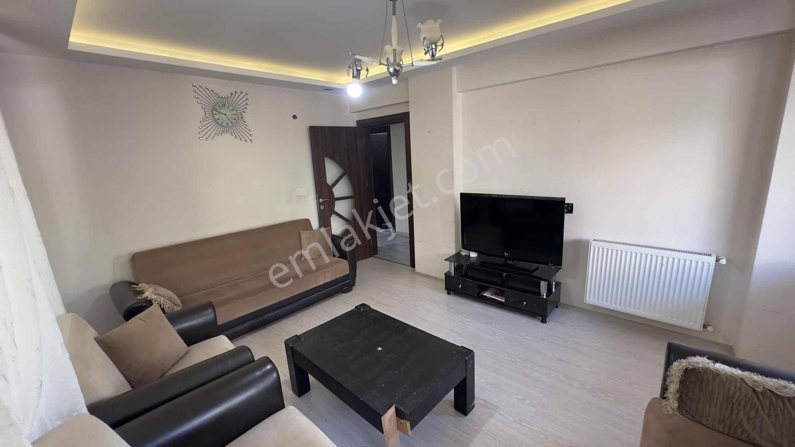 Dere Mahallesinde Eşyalı Kiralık Giriş Kat Geniş 3+1 Daire - Görsel 12