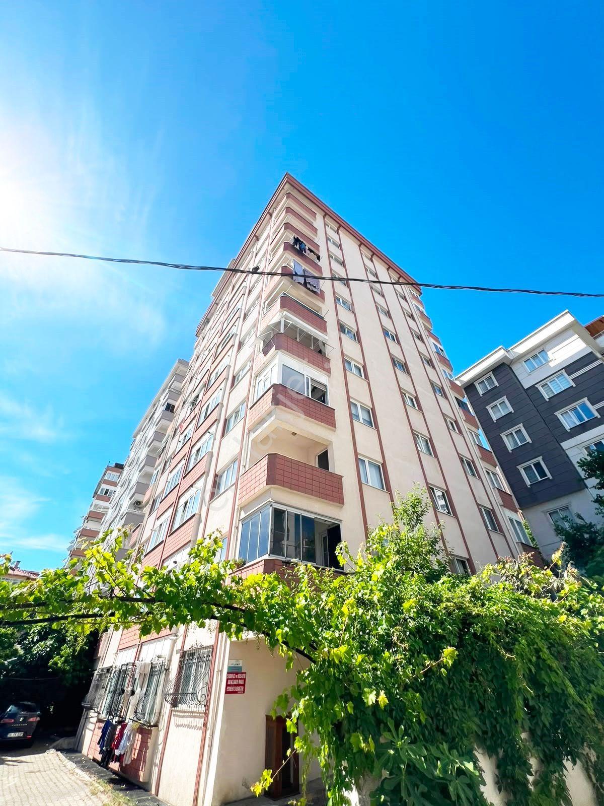 Mertcan Dan Hürriyet Mah Site İçinde 5+2 Manzaralı Fırsat Dubleks Daire