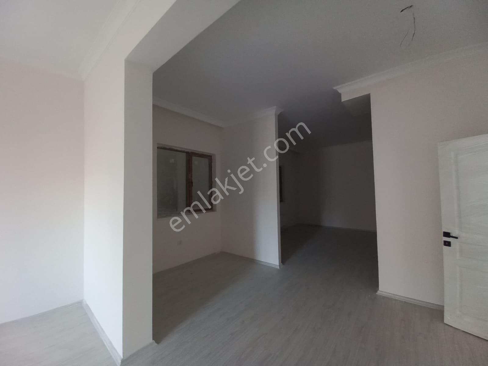 Fahri Korutürkte Park Valley Towersda Satılık 4+1 Daire - Görsel 2