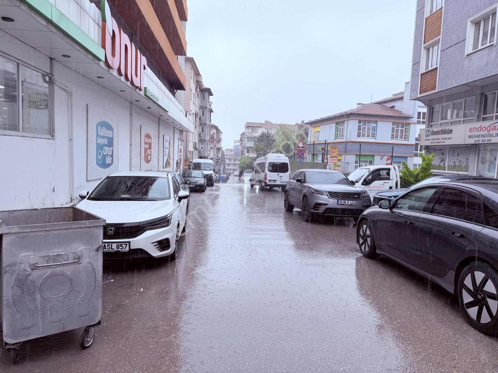 Remax Area'dan Fomara'da 45 M2 Kiralık Dükkan - Görsel 5