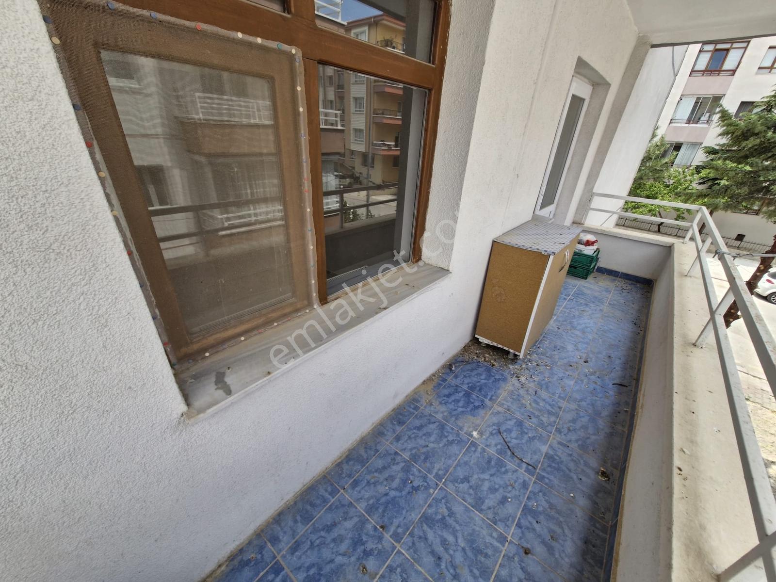 Cengizhan Mahallesi 860.sokakta Oturuma Hazır Temiz Kiralık 3+1 - Görsel 32