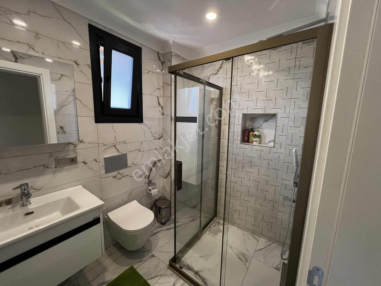Remax Anka'dan Karacaköy'de Kiralık Deniz Manzaralı 3 Katlı Ev - Görsel 23