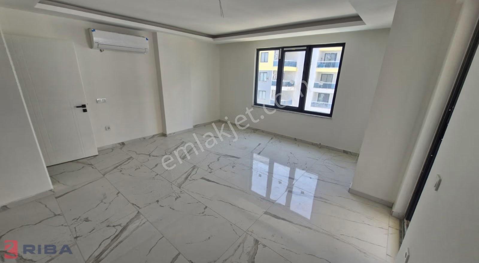 Lüks Konsept Tatil Sitesinde Geniş M2 3 Cepheli Daire - Görsel 12