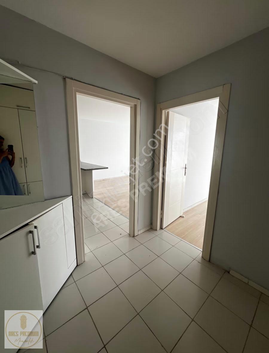 Ares'den Site İçerisinde Balkonlu 2+1 Kiralık Daire - Görsel 15