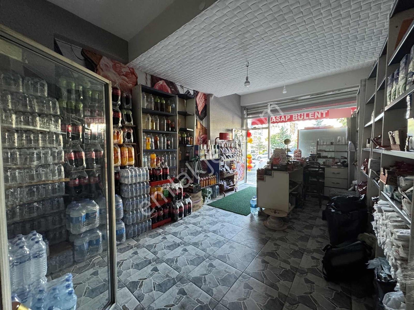 Van Yapı Emlak'tan En İşlek Lokasyonunda Dükkan - Görsel 10