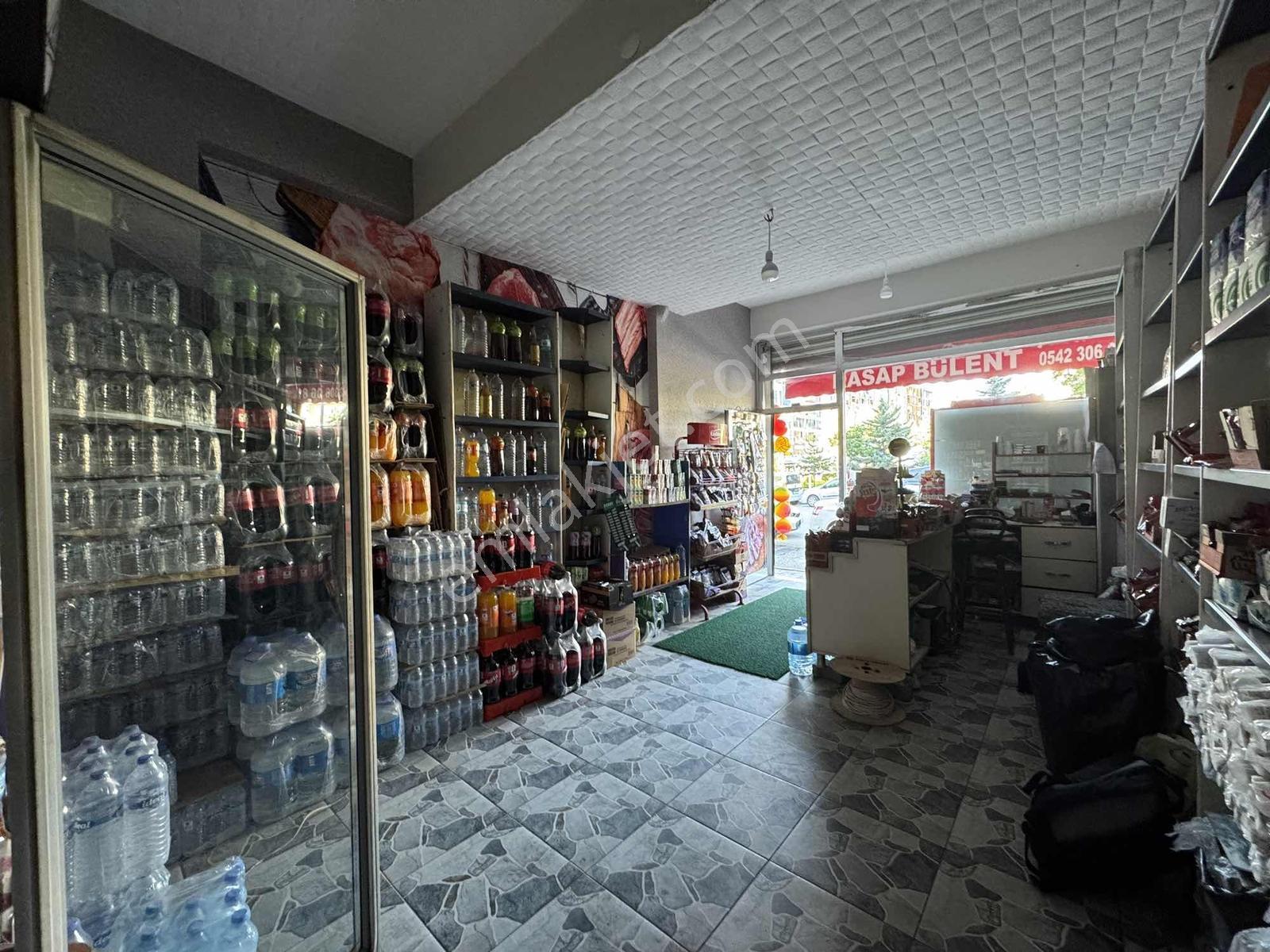 Van Yapı Emlak'tan En İşlek Lokasyonunda Dükkan - Görsel 9