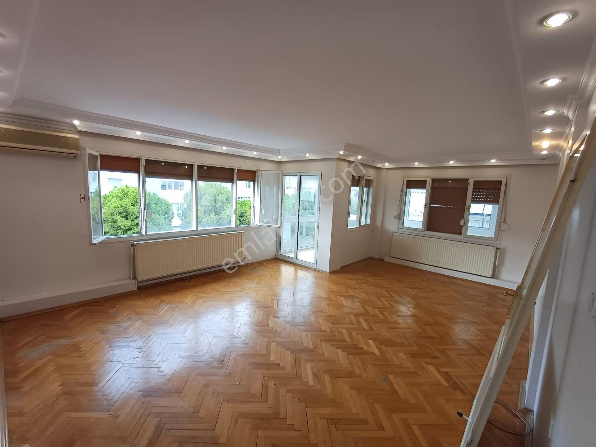Göztepe Metro İzmir Katip Çelebi Hastanesi Otoparklı Arakat Kiralık Daire 3+1 - Görsel 2