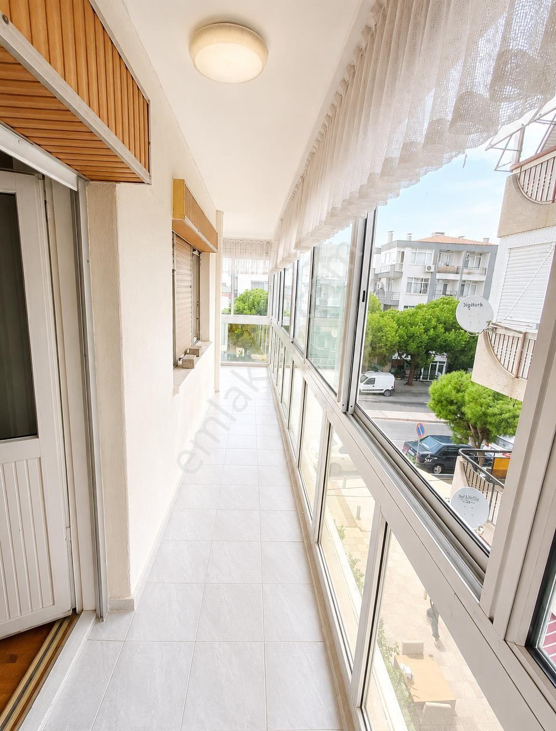 Göztepe Metro İzmir Katip Çelebi Hastanesi Otoparklı Arakat Kiralık Daire 3+1 - Görsel 11