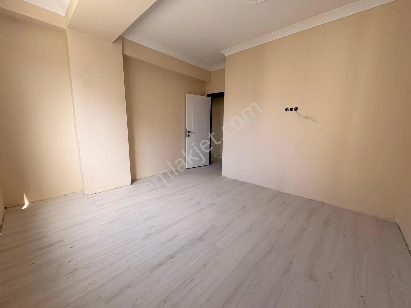 Vefa Group İnşaat'tan Hadımköy'de Oturuma Hazır Kiralık 2+1 - Görsel 4