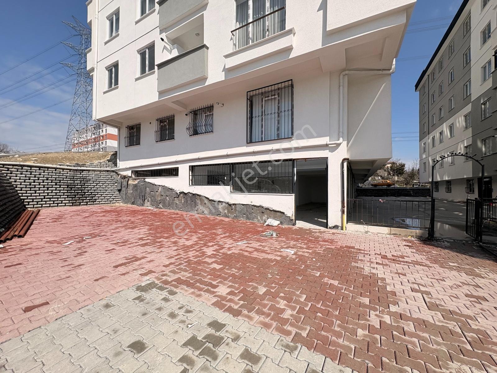 Vefa Group İnşaat'tan Biruni Caddesinde Satılık 500 M2 Dükkan - Görsel 3
