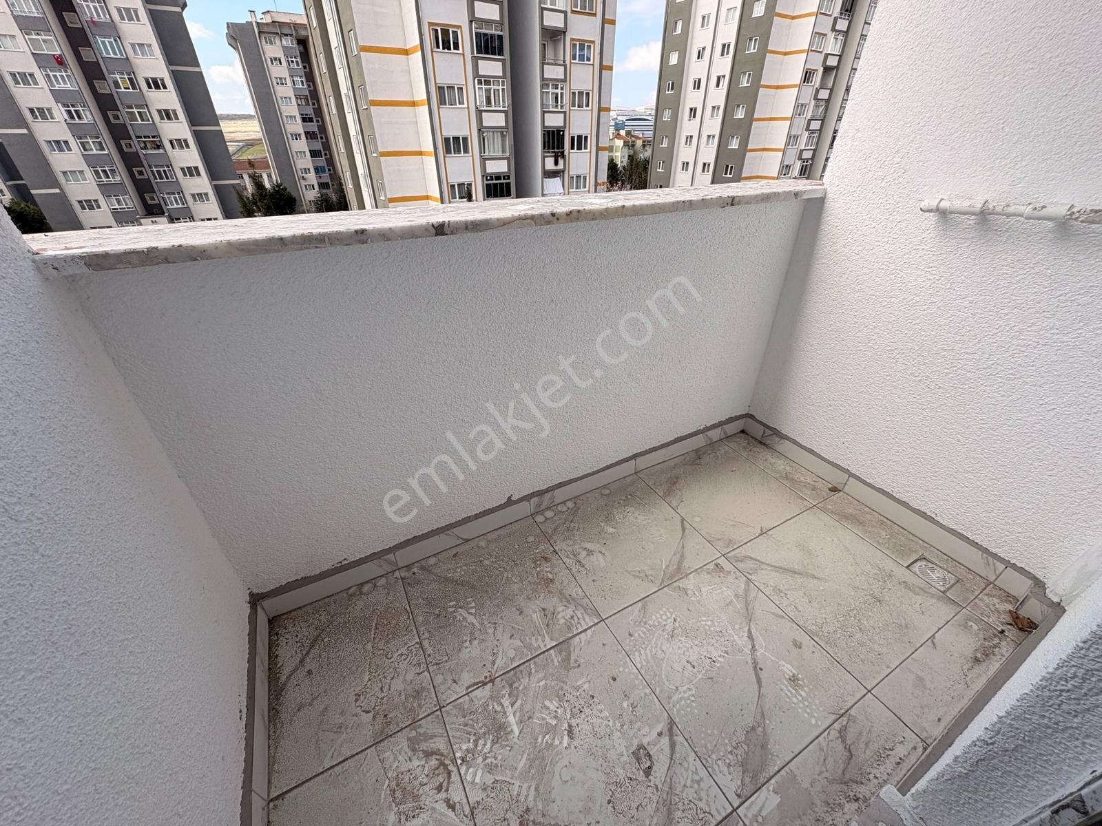 Vefa Group İnşaat'tan Hadımköy Toki'de 90 M2 2+1 Ara Kat Daire - Görsel 4