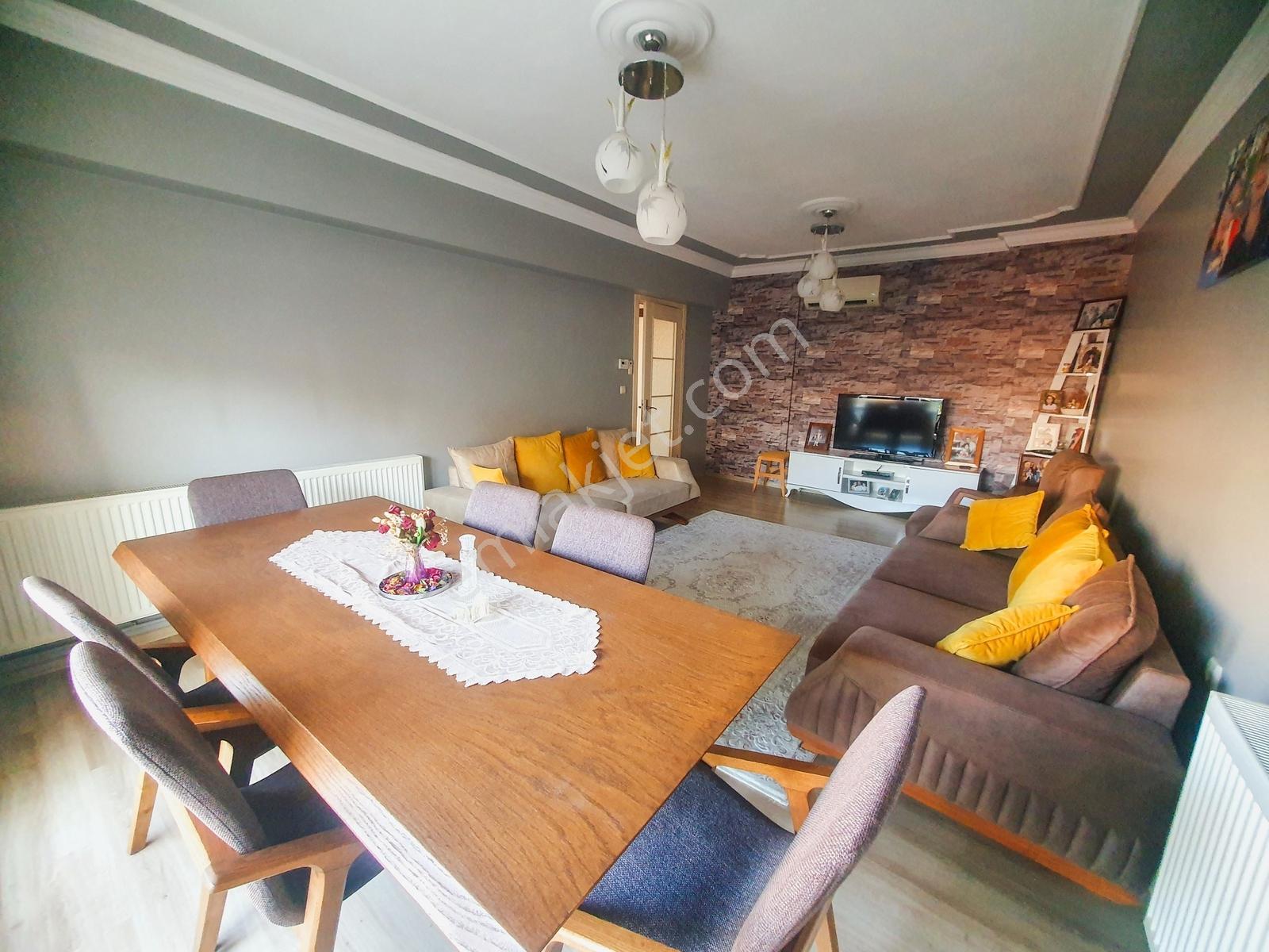 Bahar Mah'de Merkezi Konumda Geniş Ve Ferah 3+1 Kiralık Daire - Görsel 2