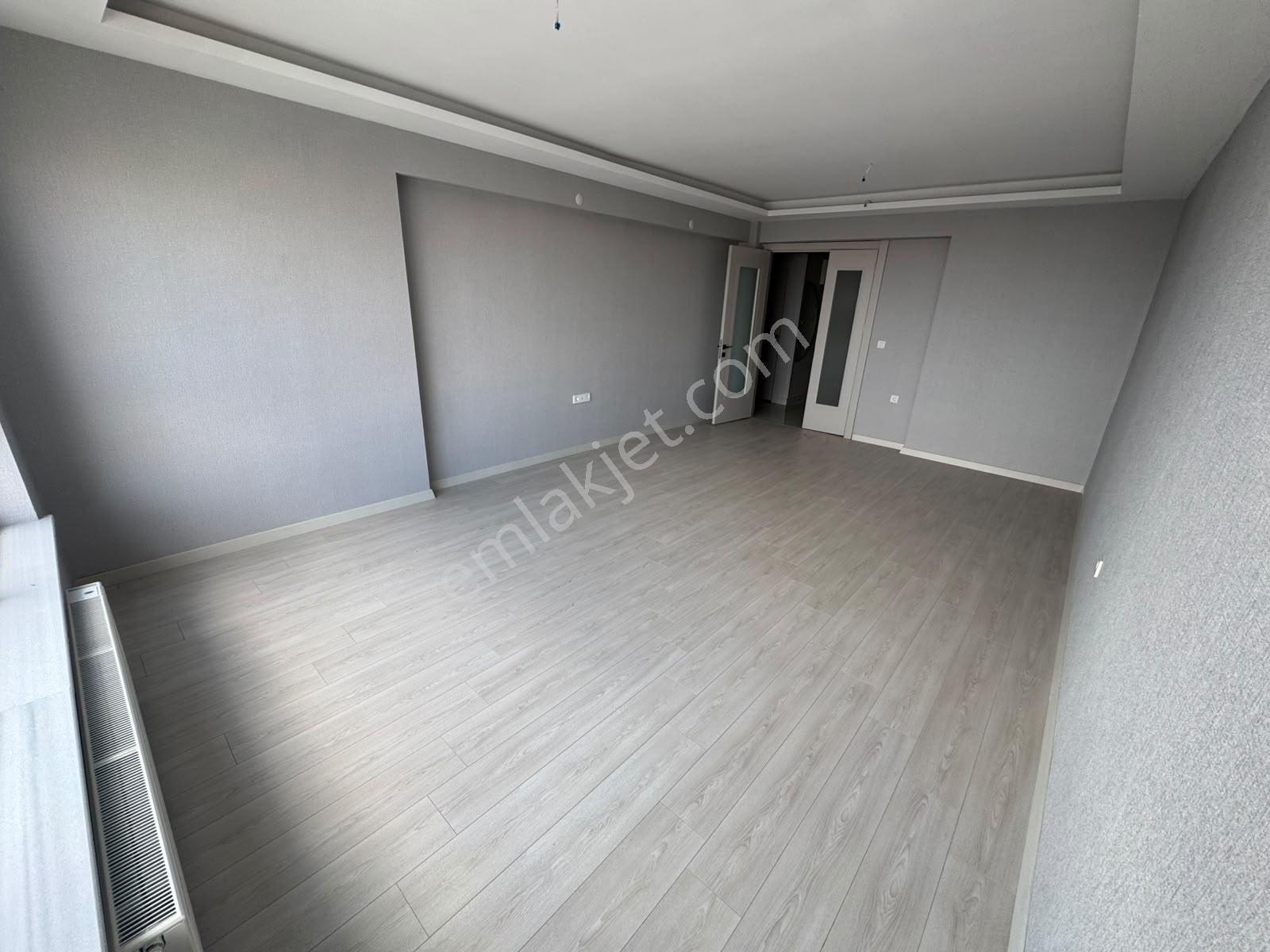 Törekent Mahallesinde Metro Yakını Full Yapılı 4+1 Kiralık Daire - Görsel 15