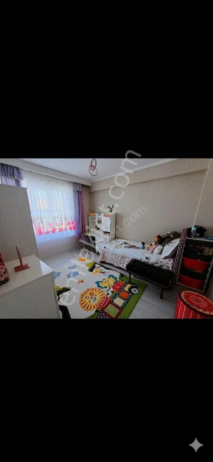 Sahibinden 3,5+1 Kızartma Mutfaklı Komisyon Masrafsız Lüks Daire