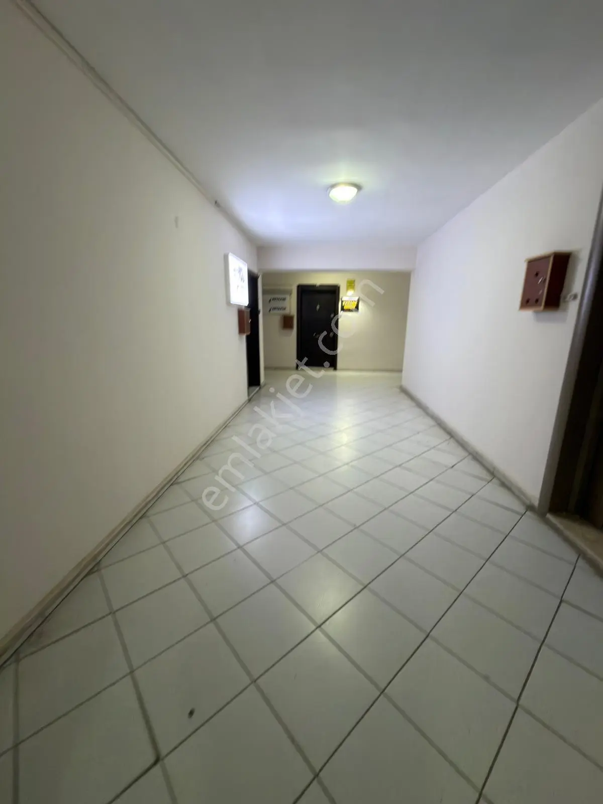 İş Hanı İçerisin'de Merkezi Konumda 1+0 50 M2 Satılık Ofis - Görsel 19