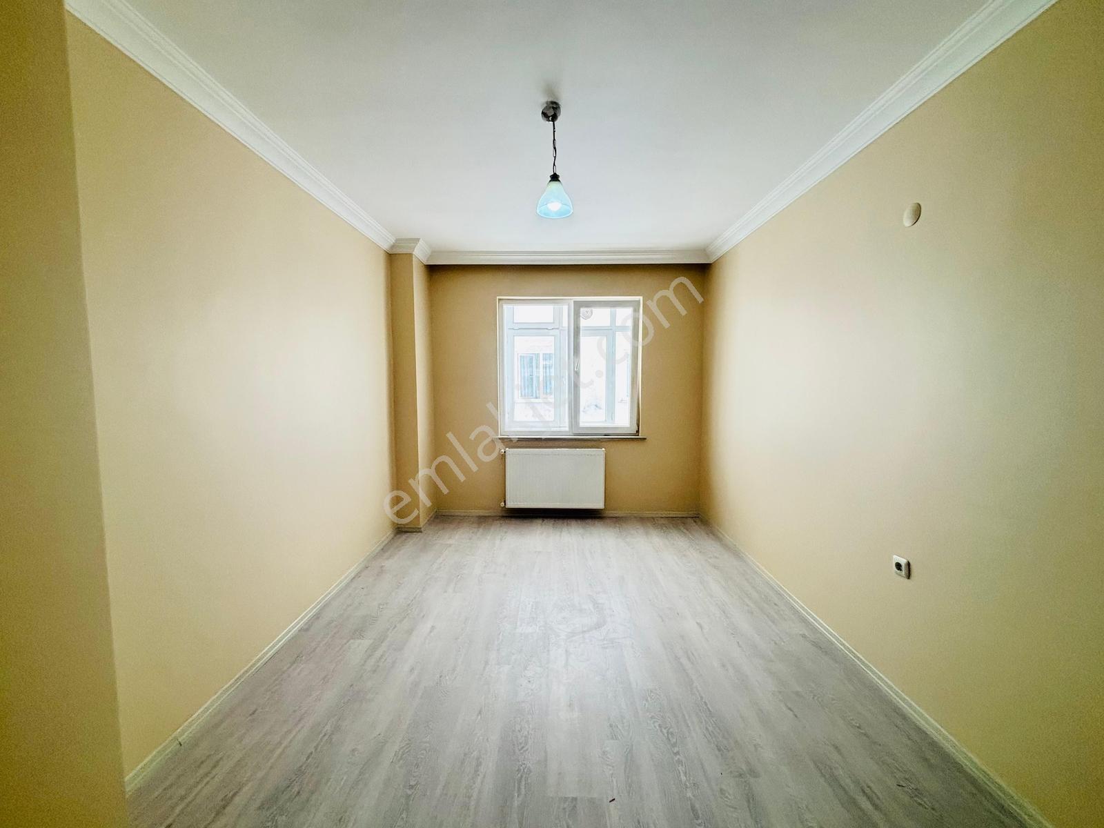 Güven'den Üniversiteye Komşu Ön Cephe İskanlı Ebv.banyolu 2+1 - Görsel 13