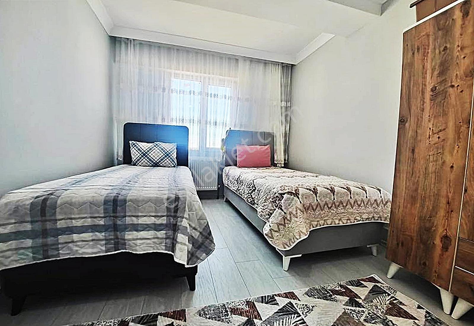 Merkezi Konum Hemen Taşınmaya Hazır 2+1 Ara Kat Satılık Daire - Görsel 4