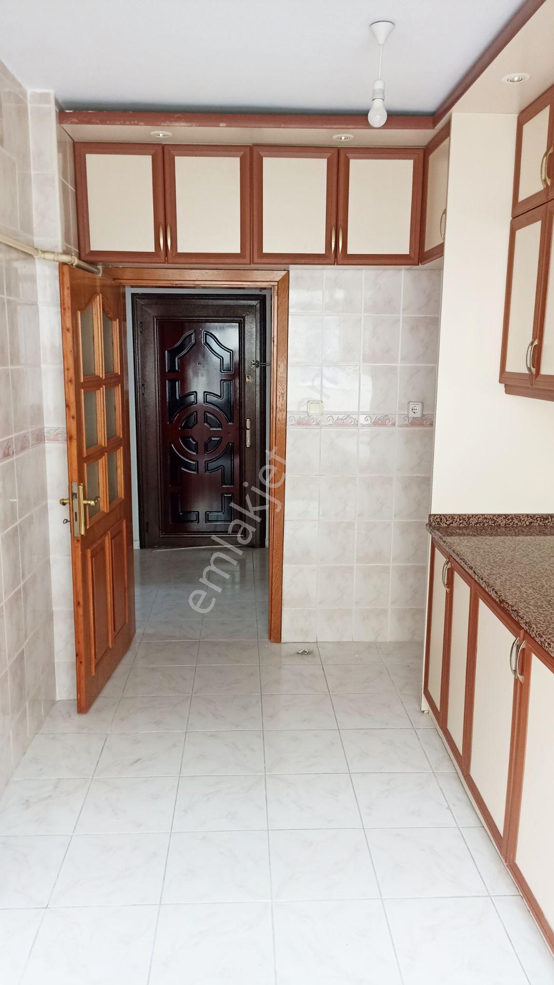 Mertcan Dan Adnan Kahveci Metro Durağına Yürüme Arakat 2+1 İskanlı - Görsel 8