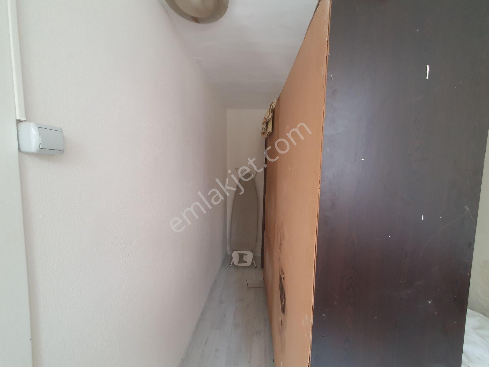Kuşadası Türkmen Mahallesi'nde Merkezi Konumda Boş.1+1.kiralık - Görsel 9