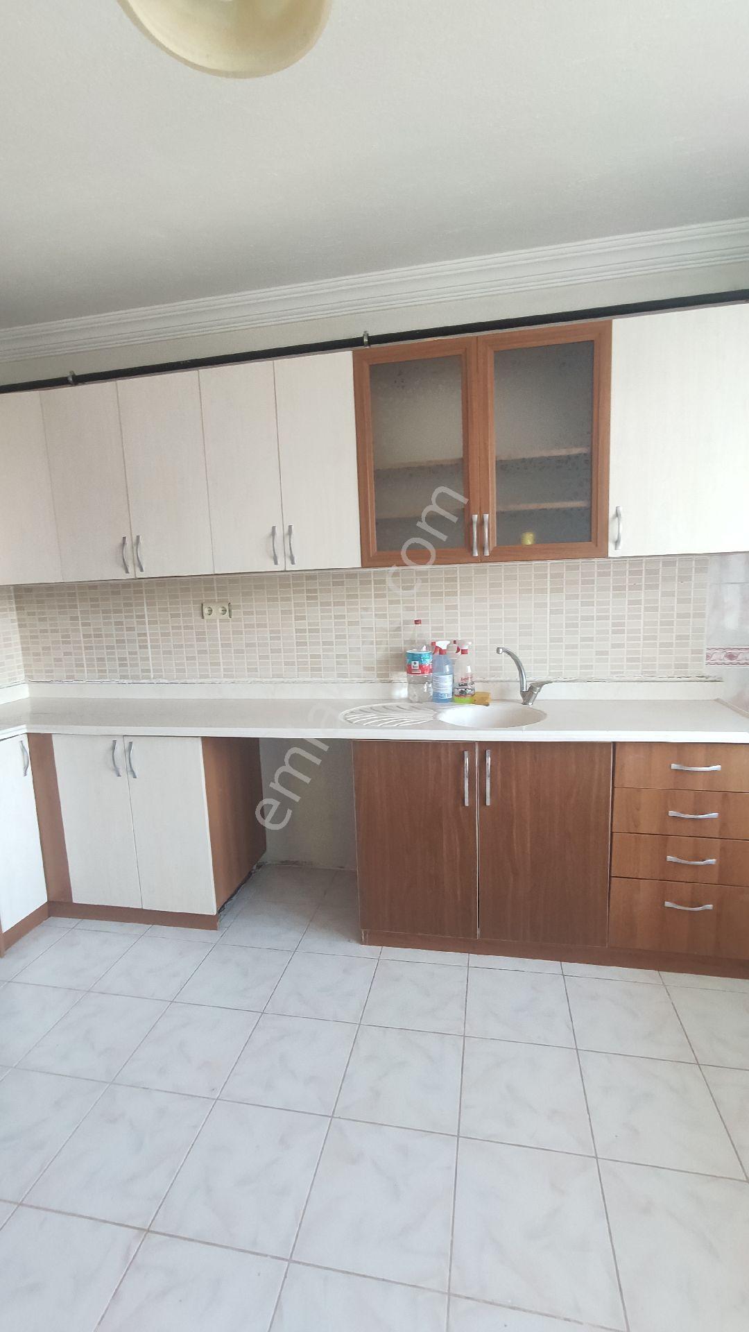Pınarbaşı Mahallesi'nde 3+1 Kiralık Daire - Görsel 12
