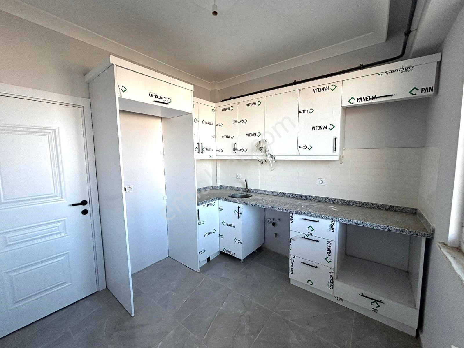 **eryıldız Gayrimenkul'den**site İçinde Kiralık Balkonlu Lüx 2+1 - Görsel 20