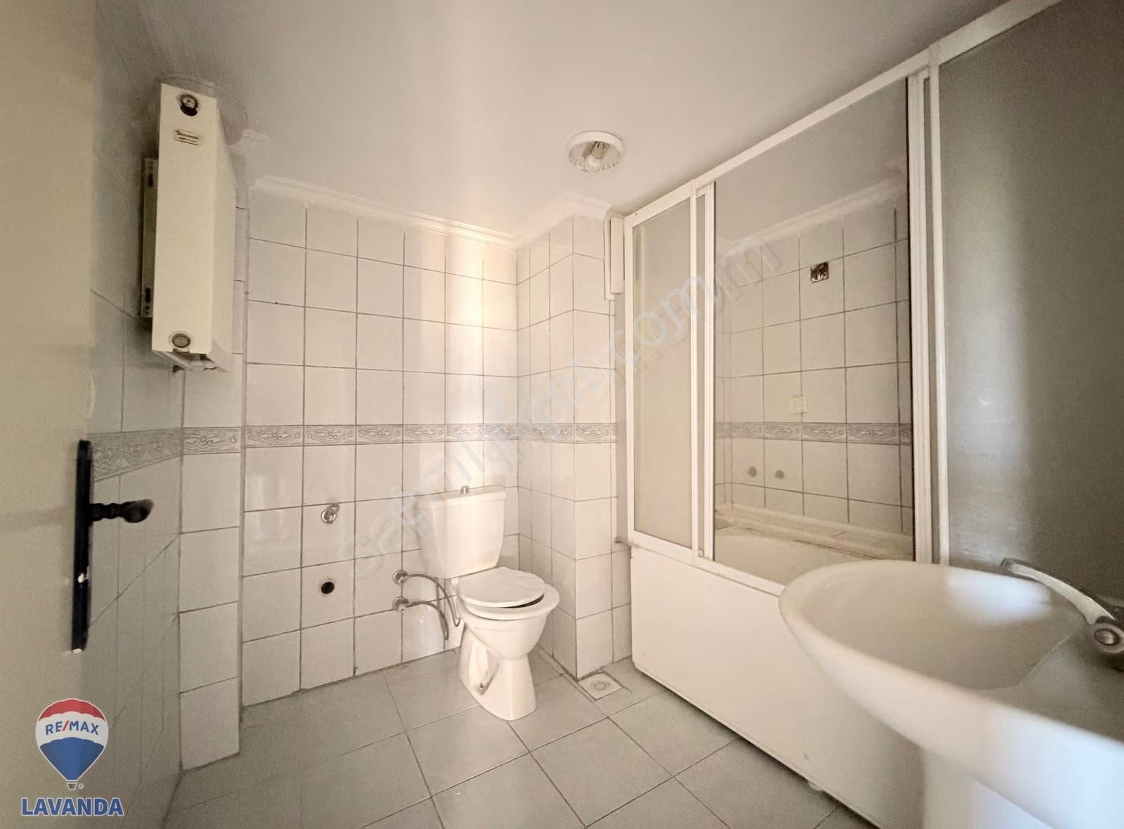 Remax Lavanda'dan Belediye Konutlarında 3+1 Kiralık Ferah Daire - Görsel 25