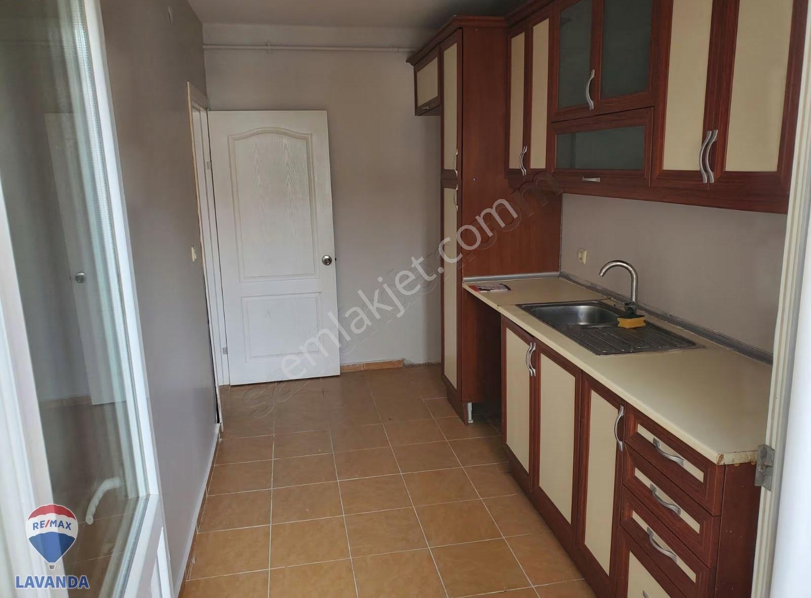 Re/max Lavanda Dan 3+1 130 M2 Havuzlu Site İçerisinde - Görsel 10