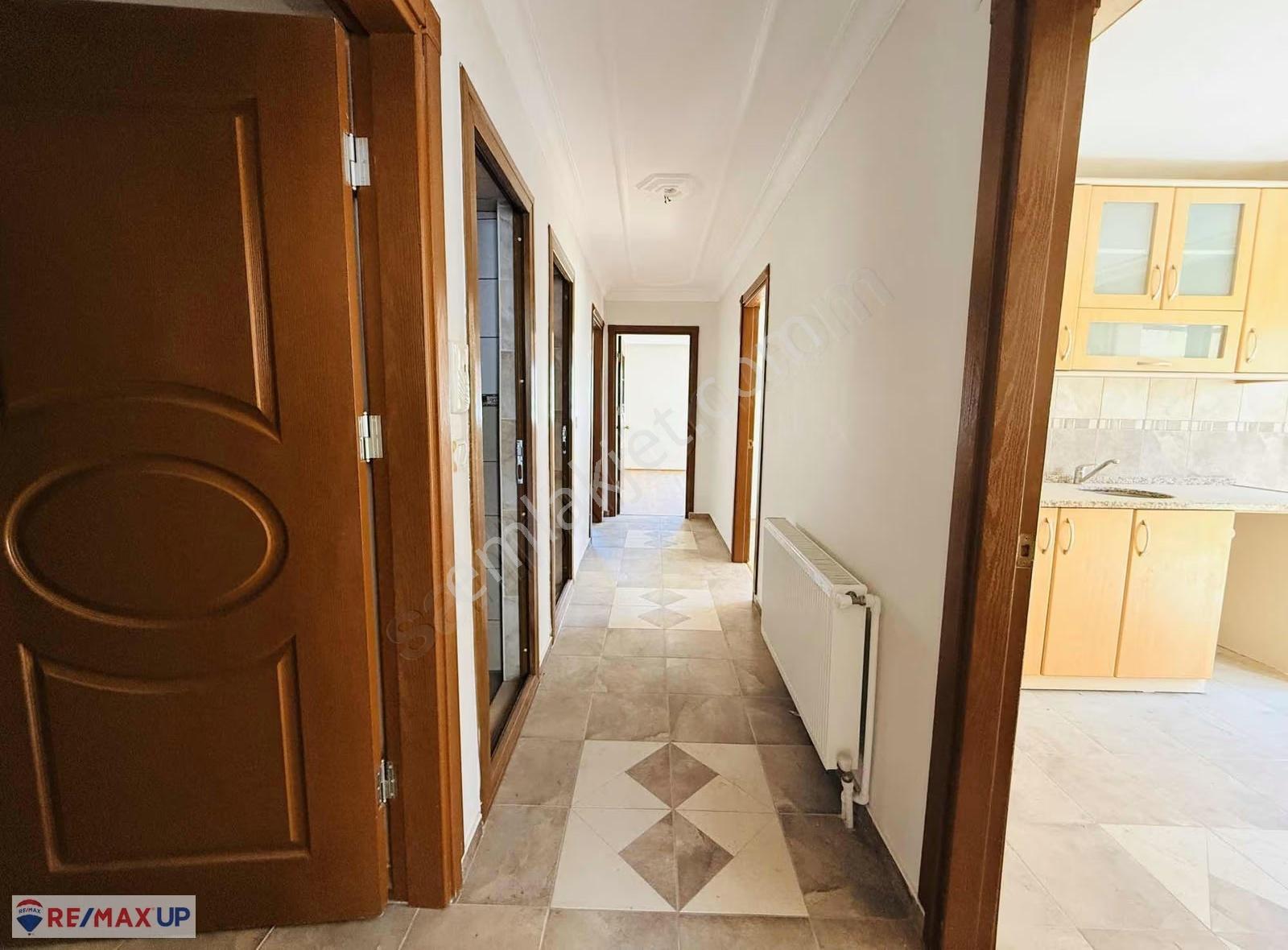 Pınarbaşı Merkezi Konum Doğalgazlı Geniş Ferah Kiralık 3+1 Daire - Görsel 17