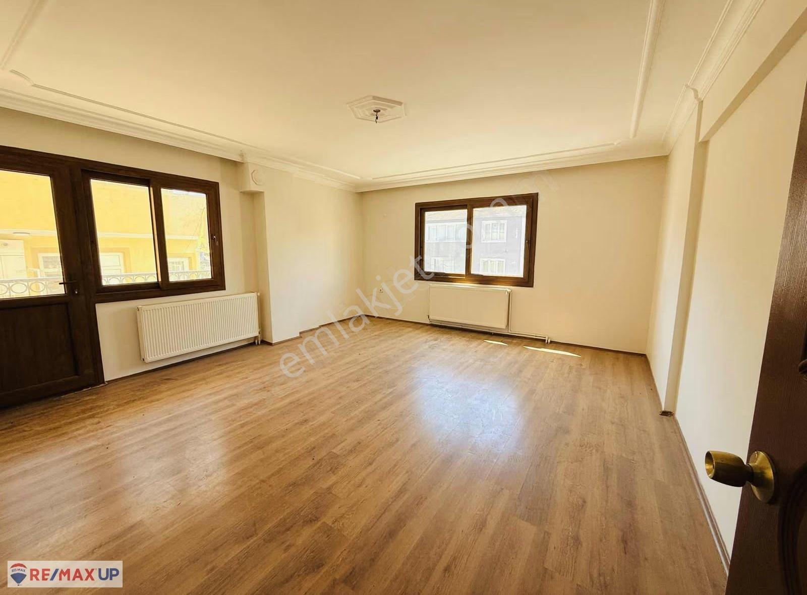 Pınarbaşı Merkezi Konum Doğalgazlı Geniş Ferah Kiralık 3+1 Daire - Görsel 26