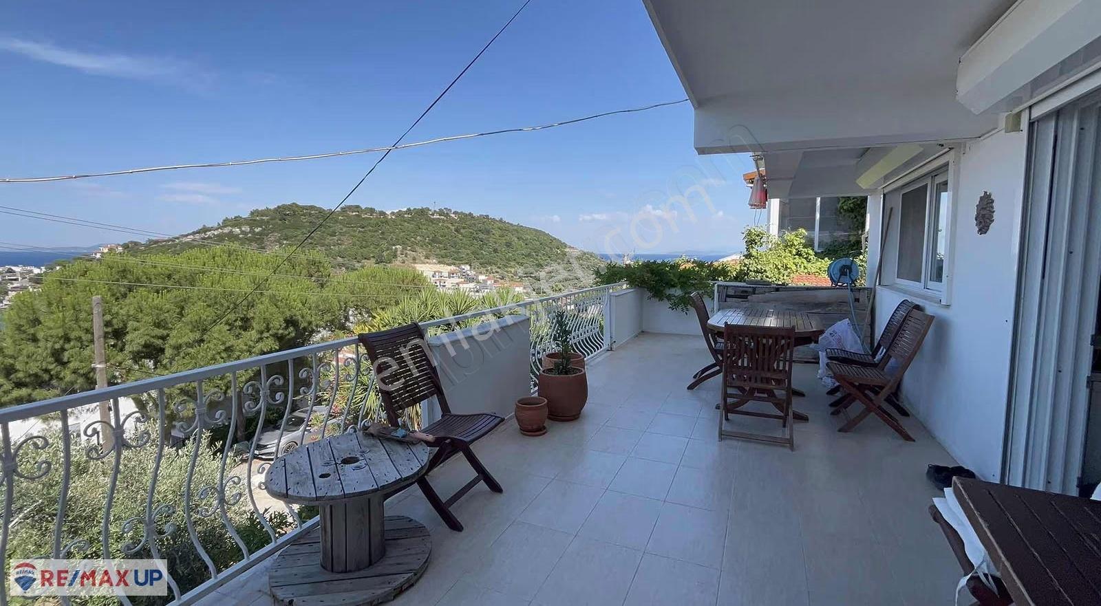 Karaburunda İskeleye Hakim Panoramik Deniz Manzaralı Villa - Görsel 23