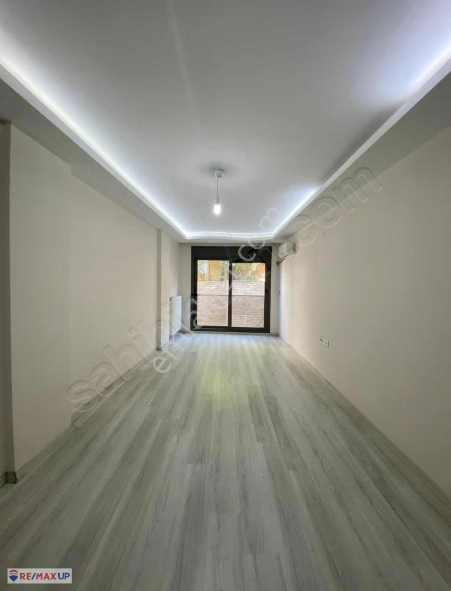 Nil Karkin'den Genç Binada Kiralık - Görsel 3