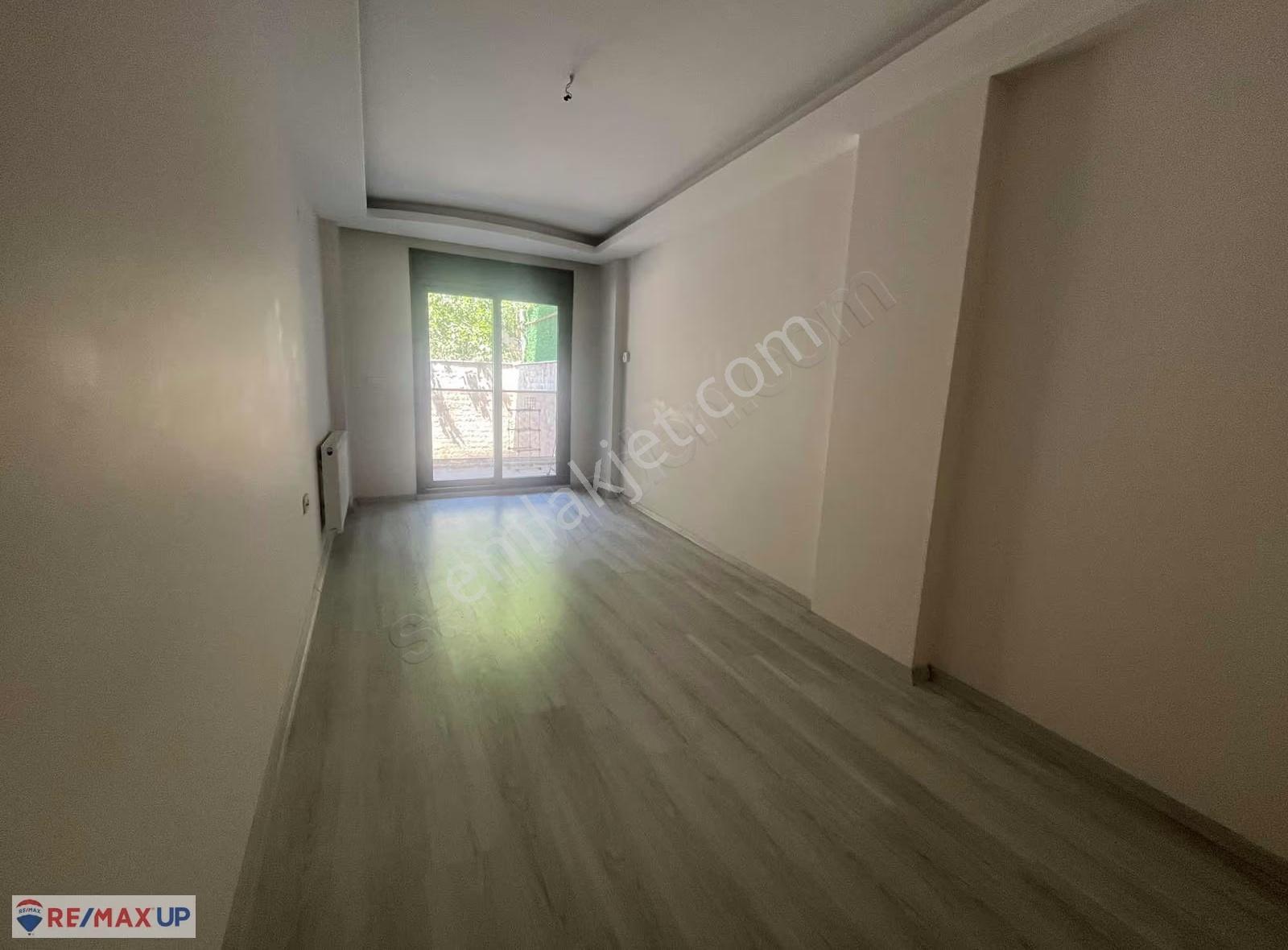 Nil Karkin'den Genç Binada Kiralık - Görsel 21