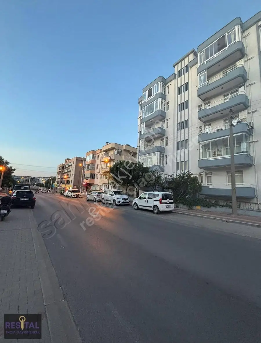 Esenler Barış Caddesi 3+1 Ara Kat (a'dan Z'ye Yenilenmiş) - Görsel 5