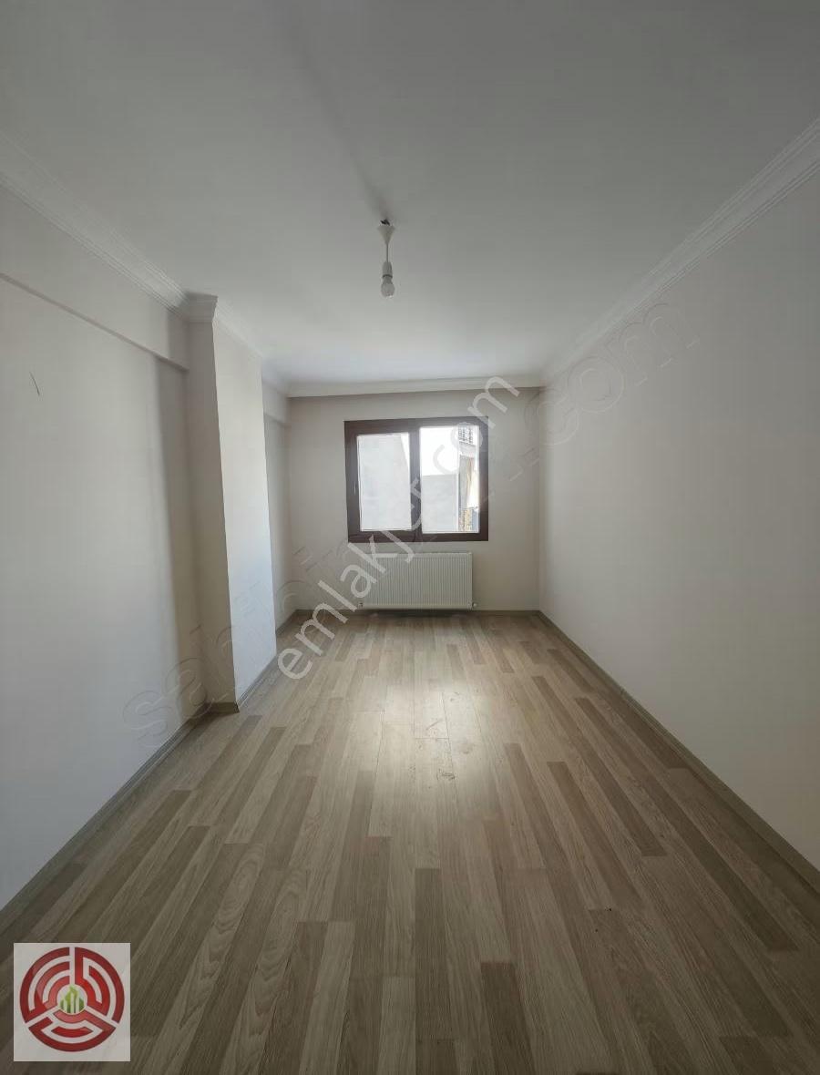 Acil Satılık Atatürk Mahallesinde 2+1 90m Arakat Satılık Daire - Görsel 5