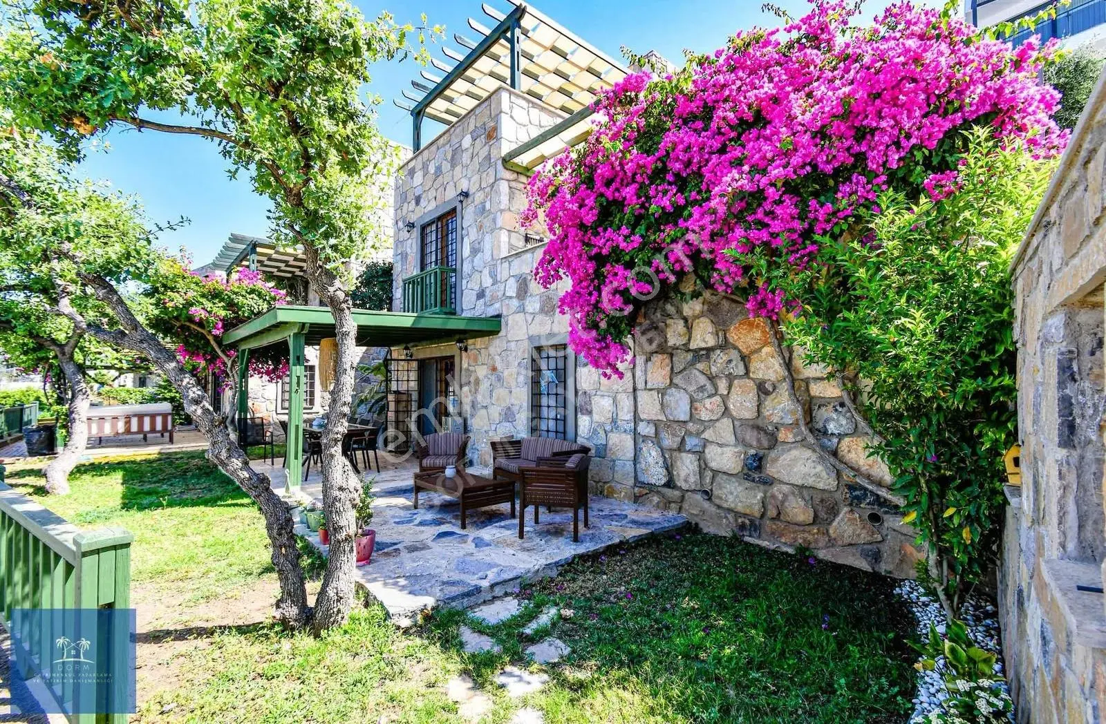 Yalıkavak'ta Deniz Manzaralı, Elit Sitede Satılık Bahçe Dubleksi