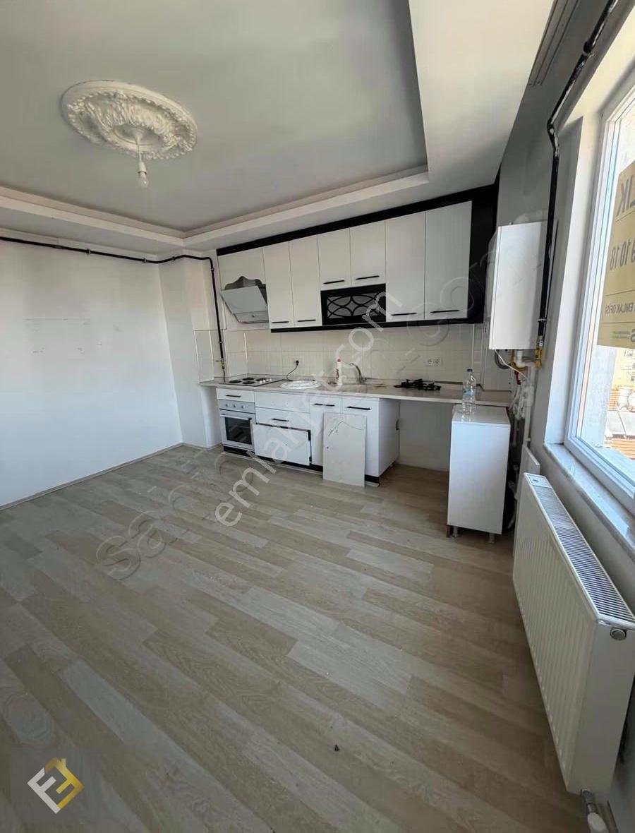 Furkan Emlaktan Çay Merkezde 2+1 Kiralık Lüx Daire - Görsel 13