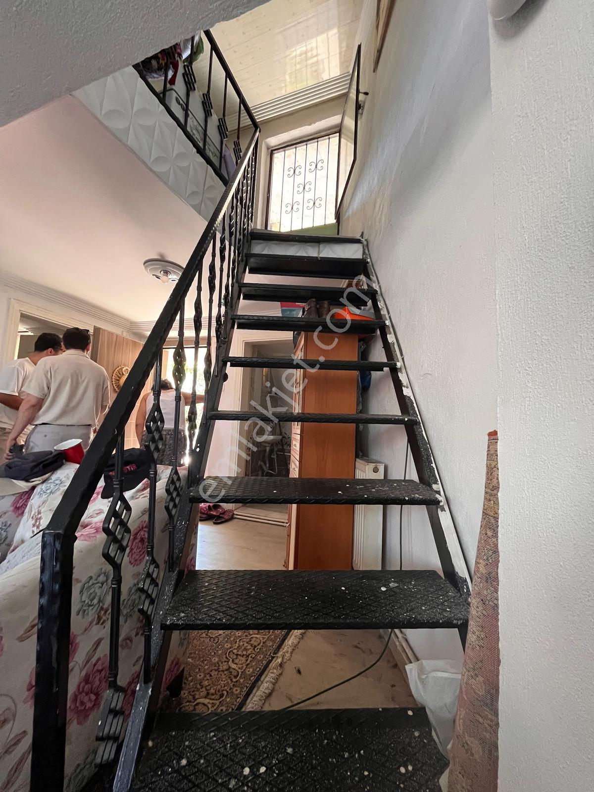 Kemalpaşa Sinancılar Köy İçi Satılık Tapulu 2 Katlı Müstakil Ev - Görsel 18