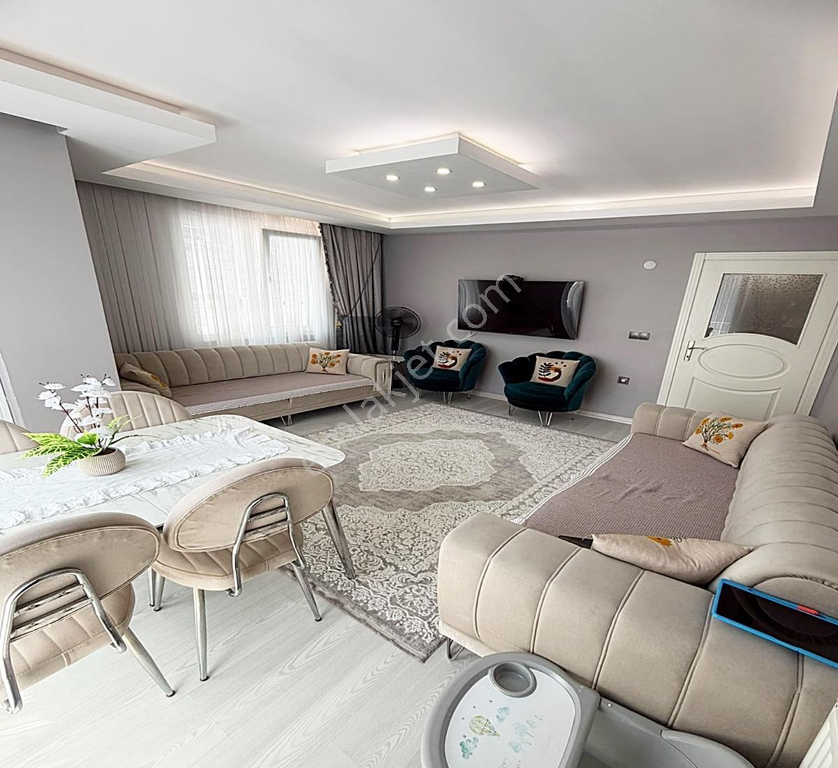 Acil Satılık ! Metrobüse 5dk Çift Balkon Öncephe 2+1 100m² Daire - Görsel 24