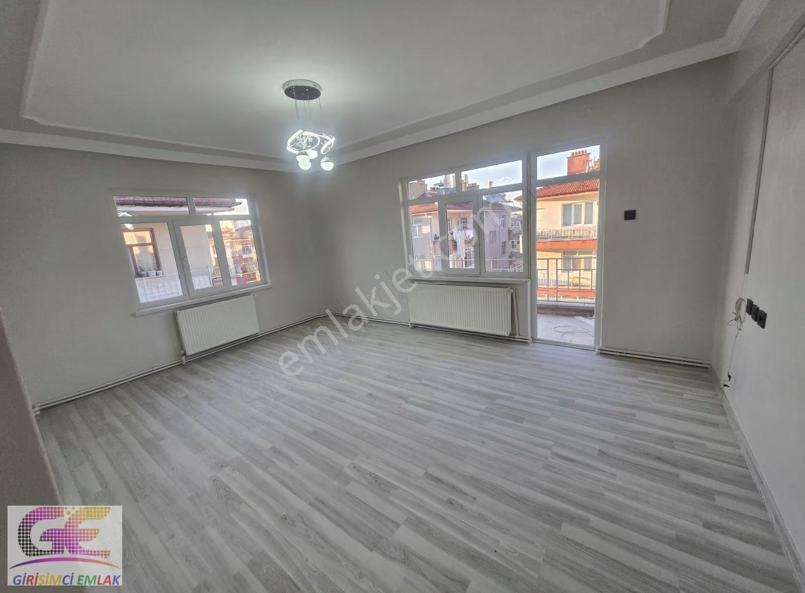 Girişimciden Yarenlerde 2+1 120m2 Daire