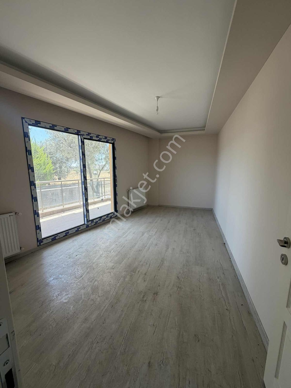 Merkez Gayrimenkulden Satılık 2+1 Satılık Daire - Görsel 4