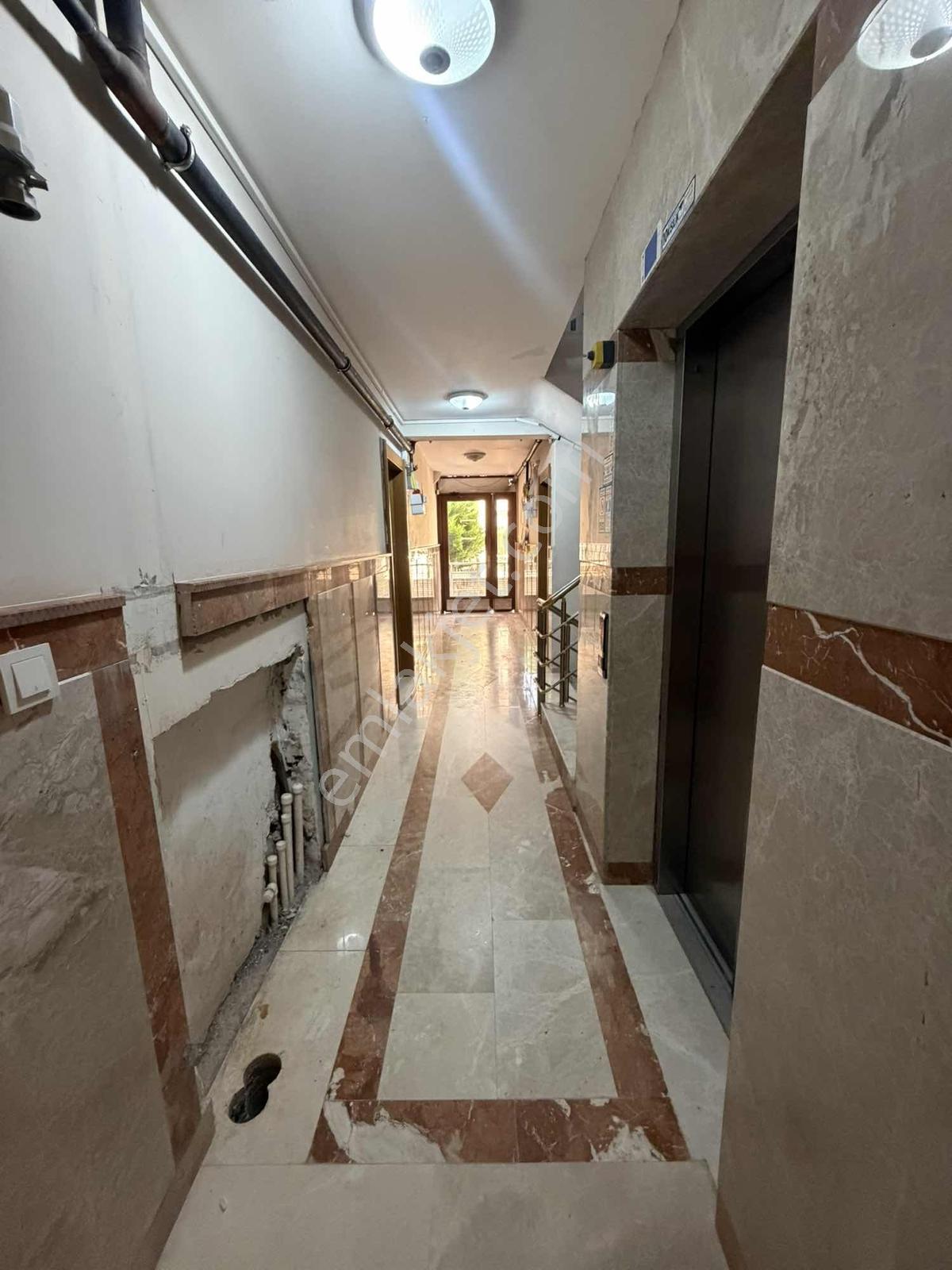 Merkez Gayrimenkulden Satılık 2+1 Satılık Daire
