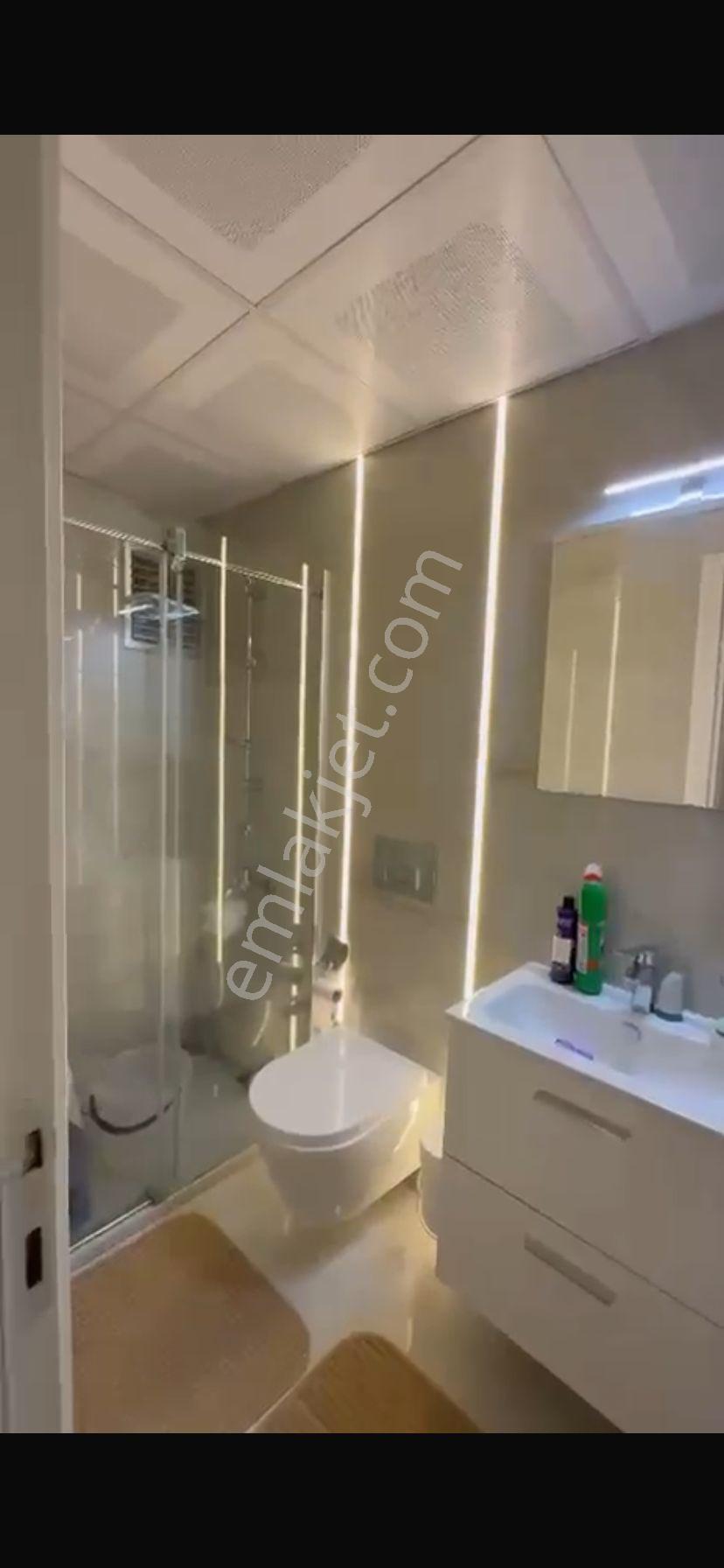 Esenyurt Merkezde Sitede Teraslı 3+1 Daire - Görsel 13