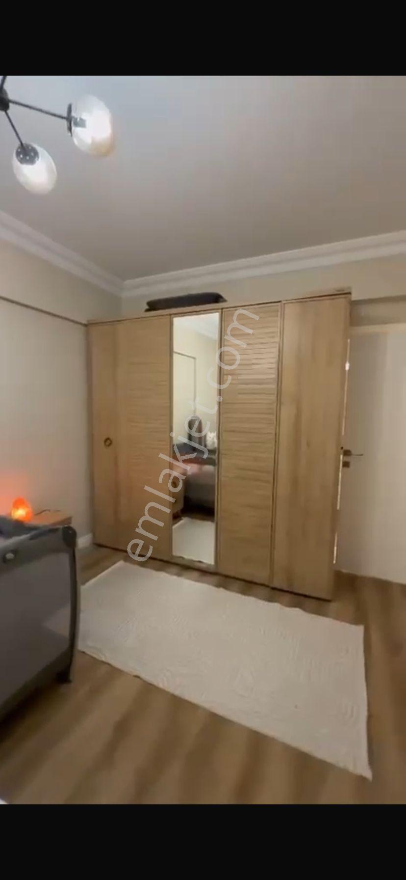 Esenyurt Merkezde Sitede Teraslı 3+1 Daire - Görsel 18
