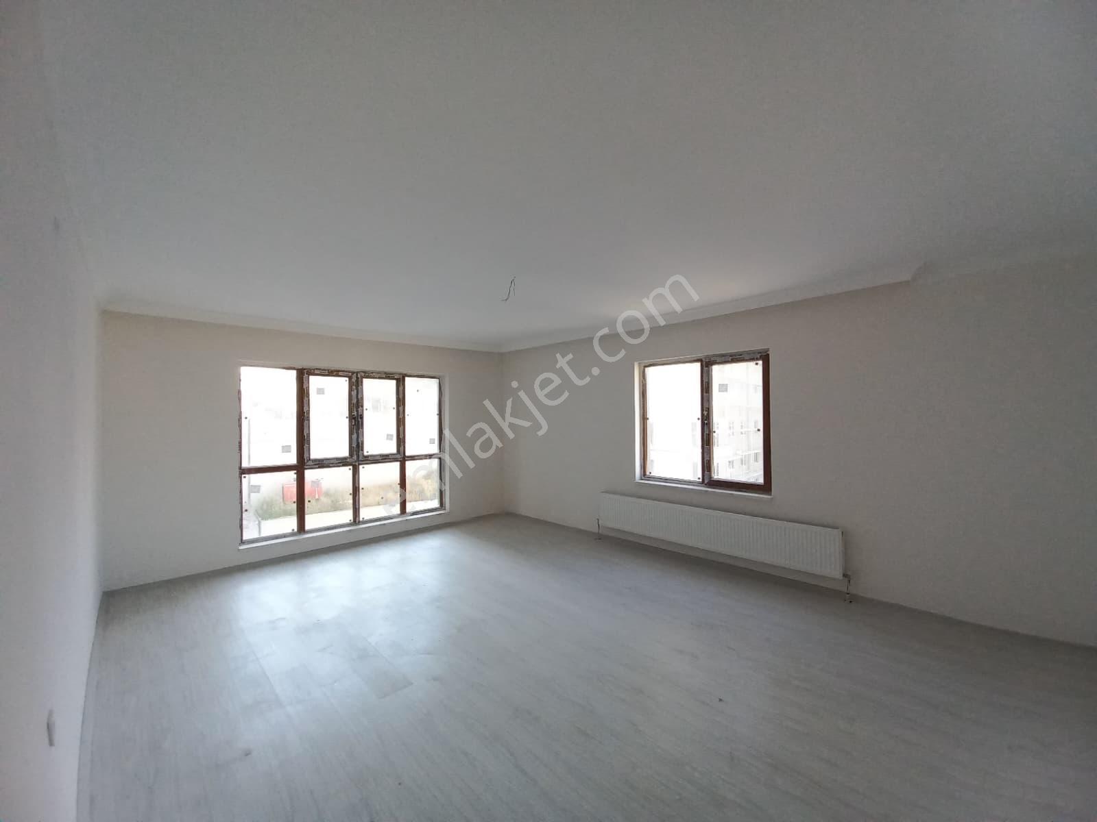 Fahri Korutürkte Park Valley Towersda Satılık 3+1 Daire - Görsel 6