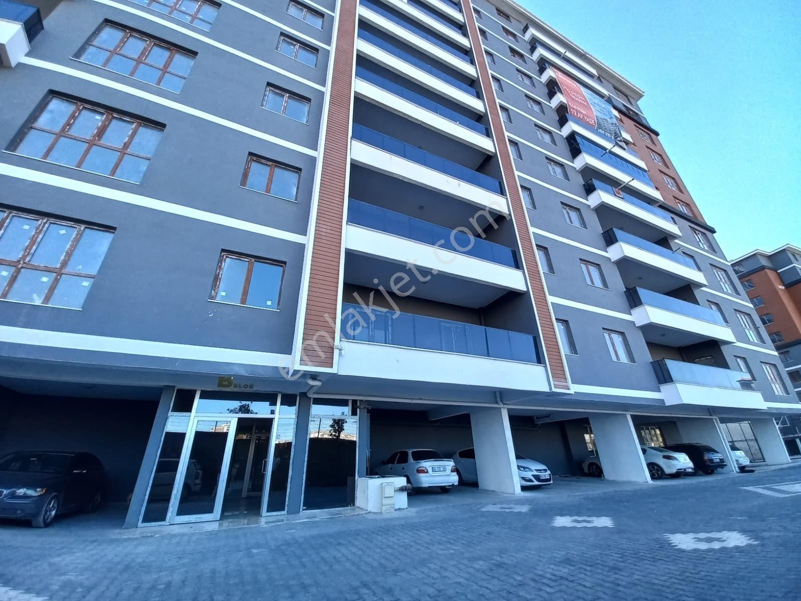 Fahri Korutürkte Park Valley Towersda Satılık 3+1 Daire - Görsel 35