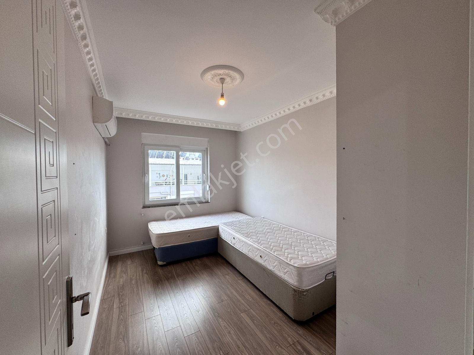 B.ecevit Bulv. Ve Düden Şelale Yakını Havuzlu Ayrı Mutfak 2+1 - Görsel 24