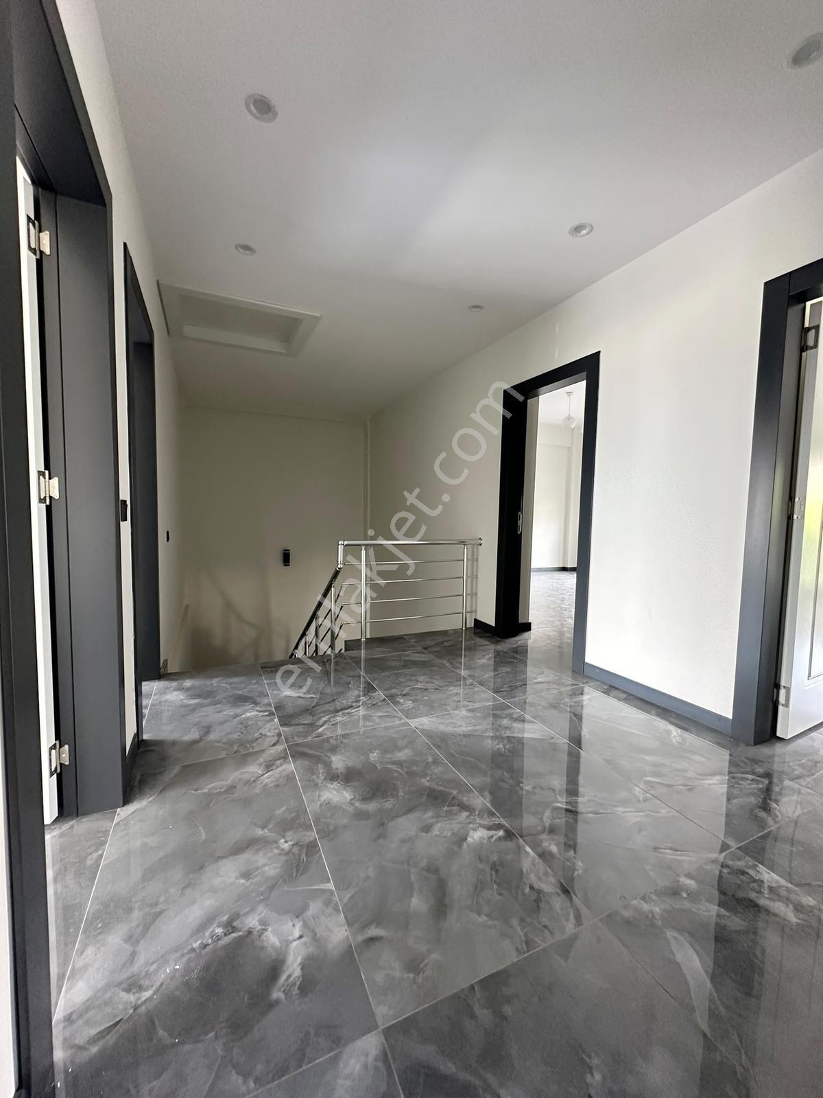 Adalet Mahallesine Komşu 5+1 340 M2 Satılık Müstakil - Görsel 23